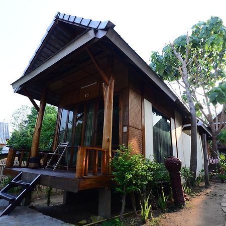 Pai Wood Life Resort Extérieur photo